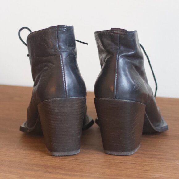 Unisex John Fluevog Swordfish Surrealist Pizza Leather Lace Up Boots - Picture 2 of 6